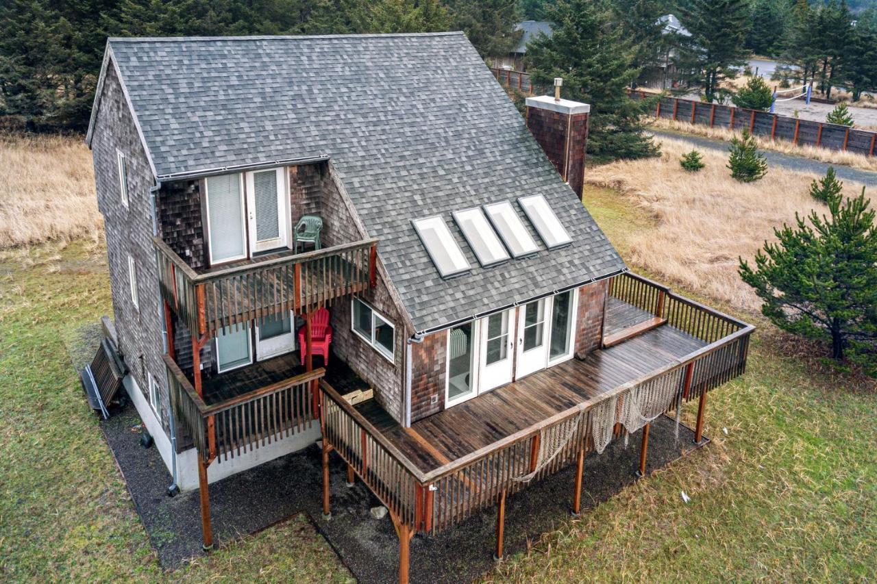 Villa Salt & Seagrass Long Beach Exterior foto